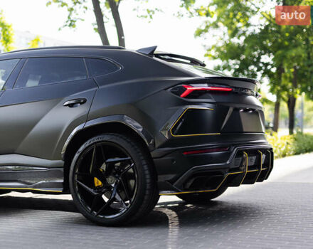 Ламборджини Урус 2020 в Киеве на Automoto.ua Серый Ламборджини Урус, объемом двигателя 4 л и пробегом 55 тыс. км за 300000 $, фото 20 на Automoto.ua