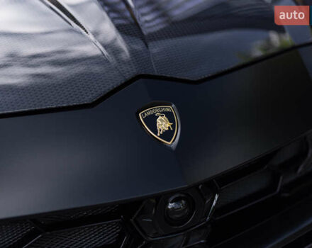 Ламборджини Урус 2020 в Киеве на Automoto.ua Серый Ламборджини Урус, объемом двигателя 4 л и пробегом 55 тыс. км за 300000 $, фото 11 на Automoto.ua