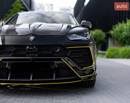 Ламборджини Урус 2020 в Киеве на Automoto.ua Серый Ламборджини Урус, объемом двигателя 4 л и пробегом 55 тыс. км за 300000 $, фото 10 на Automoto.ua