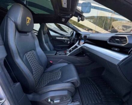 Серый Ламборджини Урус, объемом двигателя 4 л и пробегом 45 тыс. км за 128000 $, фото 9 на Automoto.ua