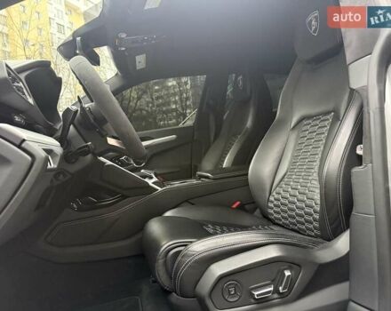 Серый Ламборджини Урус, объемом двигателя 4 л и пробегом 58 тыс. км за 259999 $, фото 14 на Automoto.ua