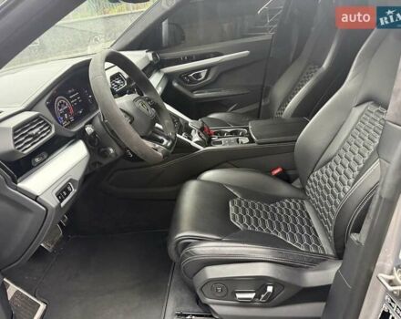 Серый Ламборджини Урус, объемом двигателя 4 л и пробегом 58 тыс. км за 259999 $, фото 15 на Automoto.ua