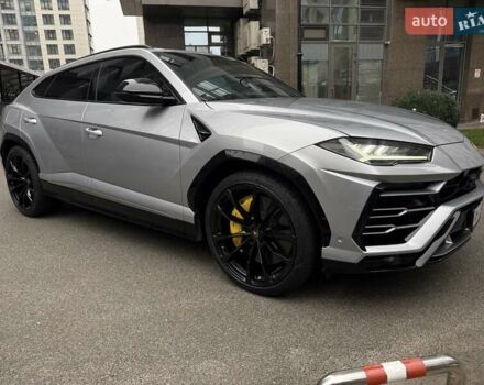 Серый Ламборджини Урус, объемом двигателя 4 л и пробегом 58 тыс. км за 259999 $, фото 5 на Automoto.ua