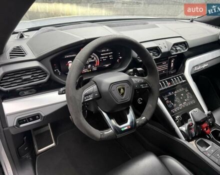 Серый Ламборджини Урус, объемом двигателя 4 л и пробегом 58 тыс. км за 259999 $, фото 16 на Automoto.ua