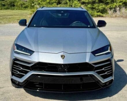 Серый Ламборджини Урус, объемом двигателя 4 л и пробегом 45 тыс. км за 128000 $, фото 1 на Automoto.ua