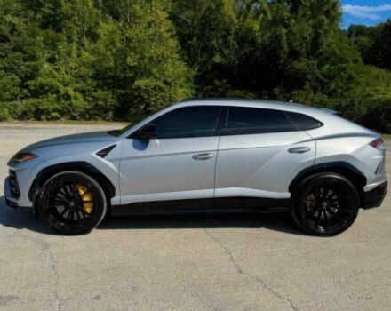 Серый Ламборджини Урус, объемом двигателя 4 л и пробегом 45 тыс. км за 128000 $, фото 7 на Automoto.ua