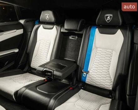 Синий Ламборджини Урус, объемом двигателя 4 л и пробегом 23 тыс. км за 239900 $, фото 35 на Automoto.ua