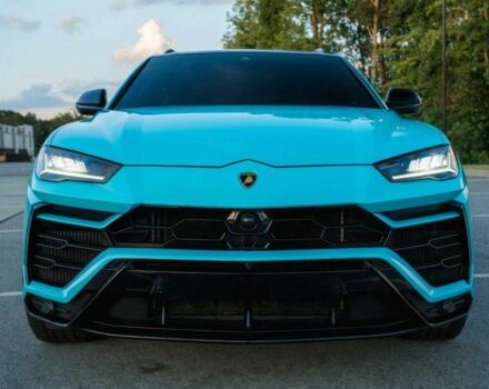 Синий Ламборджини Урус, объемом двигателя 4 л и пробегом 21 тыс. км за 72000 $, фото 1 на Automoto.ua