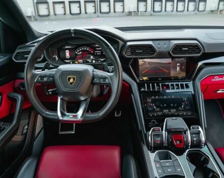 Синий Ламборджини Урус, объемом двигателя 4 л и пробегом 21 тыс. км за 72000 $, фото 10 на Automoto.ua