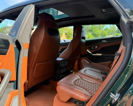 Зеленый Ламборджини Урус, объемом двигателя 4 л и пробегом 26 тыс. км за 142000 $, фото 16 на Automoto.ua