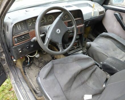 Сірий Лянча Dedra, об'ємом двигуна 1.8 л та пробігом 250 тис. км за 1350 $, фото 4 на Automoto.ua