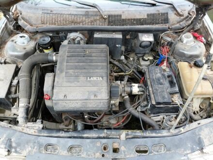 Серый Лянча Дебра, объемом двигателя 1.8 л и пробегом 250 тыс. км за 1350 $, фото 1 на Automoto.ua