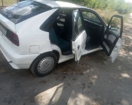 Білий Лянча Delta, об'ємом двигуна 1.9 л та пробігом 250 тис. км за 606 $, фото 2 на Automoto.ua