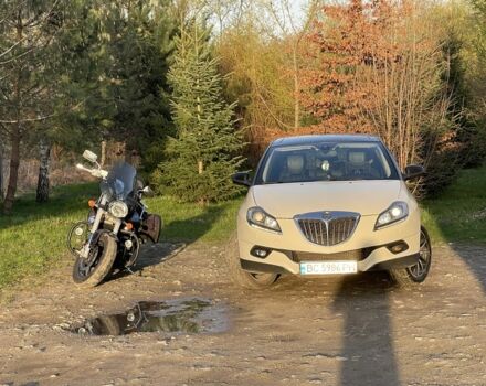 Білий Лянча Delta, об'ємом двигуна 2 л та пробігом 340 тис. км за 6700 $, фото 12 на Automoto.ua