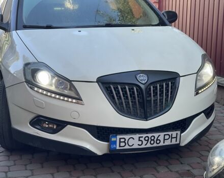 Білий Лянча Delta, об'ємом двигуна 2 л та пробігом 340 тис. км за 6700 $, фото 4 на Automoto.ua
