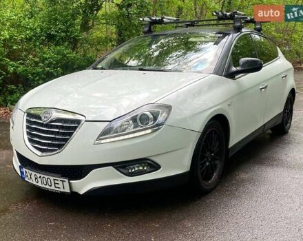 Белый Лянча Дельта, объемом двигателя 1.37 л и пробегом 225 тыс. км за 8000 $, фото 2 на Automoto.ua