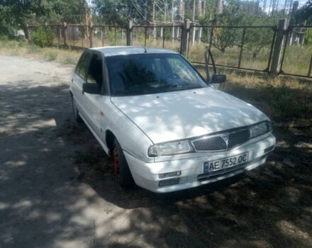 Білий Лянча Delta, об'ємом двигуна 1.9 л та пробігом 250 тис. км за 606 $, фото 1 на Automoto.ua