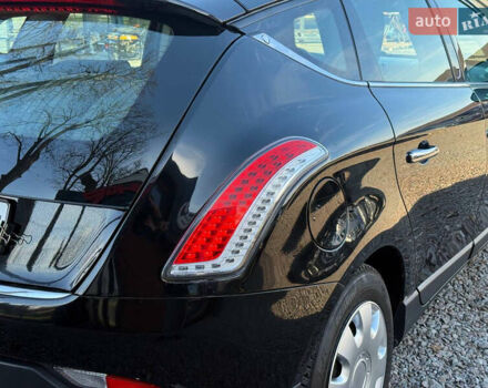 Черный Лянча Дельта, объемом двигателя 1.37 л и пробегом 228 тыс. км за 3900 $, фото 12 на Automoto.ua