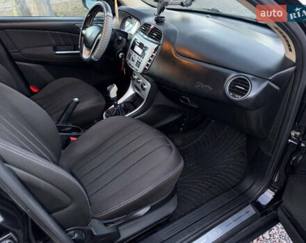 Черный Лянча Дельта, объемом двигателя 1.37 л и пробегом 228 тыс. км за 3900 $, фото 44 на Automoto.ua