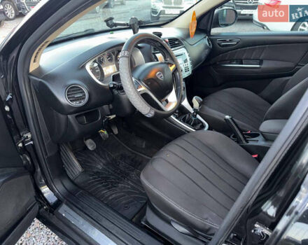 Черный Лянча Дельта, объемом двигателя 1.37 л и пробегом 228 тыс. км за 3900 $, фото 26 на Automoto.ua