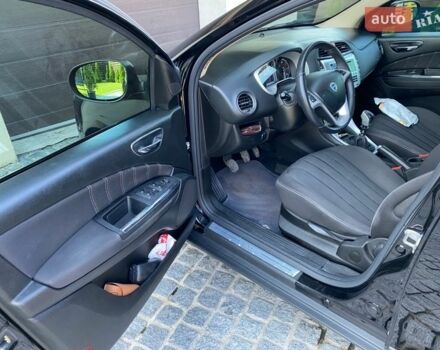 Черный Лянча Дельта, объемом двигателя 1.6 л и пробегом 193 тыс. км за 6700 $, фото 12 на Automoto.ua