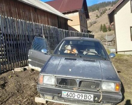 Сірий Лянча Delta, об'ємом двигуна 1.6 л та пробігом 100 тис. км за 399 $, фото 1 на Automoto.ua