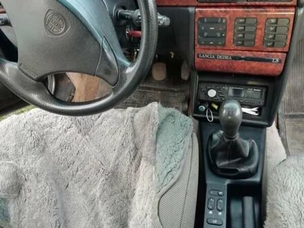 Зеленый Лянча Дельта, объемом двигателя 1.6 л и пробегом 200 тыс. км за 1600 $, фото 1 на Automoto.ua