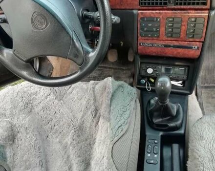 Зелений Лянча Delta, об'ємом двигуна 1.6 л та пробігом 200 тис. км за 1600 $, фото 1 на Automoto.ua