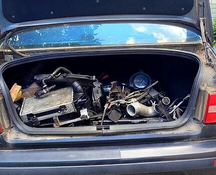 Чорний Лянча Kappa, об'ємом двигуна 2 л та пробігом 100 тис. км за 1100 $, фото 6 на Automoto.ua