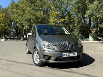 Лянча Муса 2010 в Одессе на Automoto.ua Бежевый Лянча Муса, объемом двигателя 1.4 л и пробегом 271 тыс. км за 6999 $, фото 1 на Automoto.ua