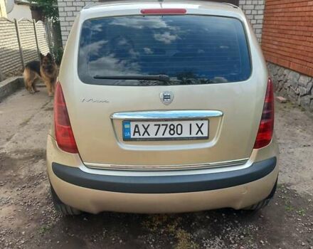 Бежевий Лянча Musa, об'ємом двигуна 1.37 л та пробігом 185 тис. км за 4000 $, фото 1 на Automoto.ua