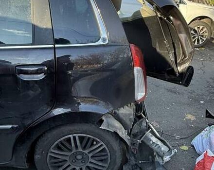 Черный Лянча Муса, объемом двигателя 1.37 л и пробегом 237 тыс. км за 2800 $, фото 7 на Automoto.ua