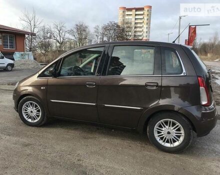 Коричневий Лянча Musa, об'ємом двигуна 1.4 л та пробігом 128 тис. км за 5900 $, фото 22 на Automoto.ua