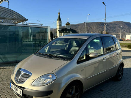 Лянча Муса 2007 в Хусте на Automoto.ua Коричневый Лянча Муса, объемом двигателя 1.4 л и пробегом 128 тыс. км за 6500 $, фото 1 на Automoto.ua