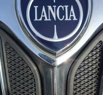 Коричневый Лянча Муса, объемом двигателя 1.37 л и пробегом 195 тыс. км за 3500 $, фото 1 на Automoto.ua