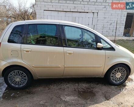 Лянча Муса, объемом двигателя 1.4 л и пробегом 150 тыс. км за 5400 $, фото 1 на Automoto.ua