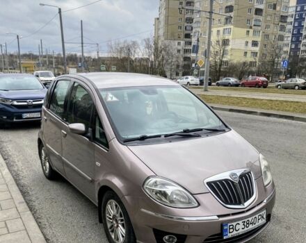 Серый Лянча Муса, объемом двигателя 1.4 л и пробегом 185 тыс. км за 4000 $, фото 1 на Automoto.ua