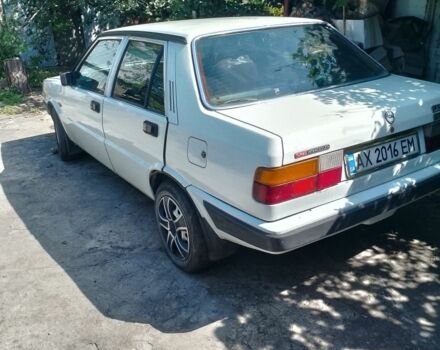 Лянча Призма 1986 в Изюме на Automoto.ua Белый Лянча Призма, объемом двигателя 1.9 л и пробегом 320 тыс. км за 2187 $, фото 2 на Automoto.ua