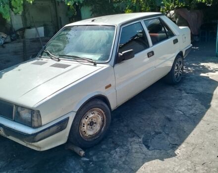 Белый Лянча Призма, объемом двигателя 1.9 л и пробегом 320 тыс. км за 2187 $, фото 1 на Automoto.ua