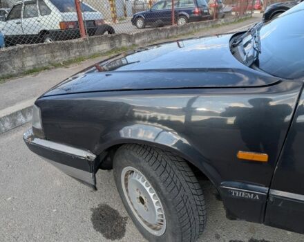 Чорний Лянча Thema, об'ємом двигуна 2 л та пробігом 400 тис. км за 1453 $, фото 9 на Automoto.ua