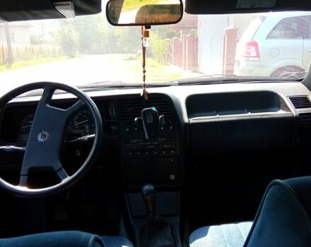 Лянча Тема, объемом двигателя 2 л и пробегом 248 тыс. км за 700 $, фото 3 на Automoto.ua