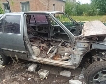 Серый Лянча Тема, объемом двигателя 2 л и пробегом 200 тыс. км за 676 $, фото 3 на Automoto.ua