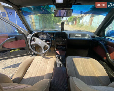Серый Лянча Тема, объемом двигателя 1.6 л и пробегом 200 тыс. км за 1300 $, фото 14 на Automoto.ua