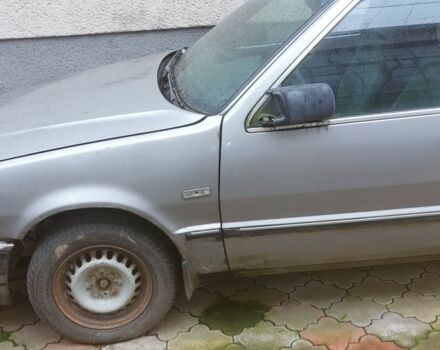 Серый Лянча Тема, объемом двигателя 0 л и пробегом 300 тыс. км за 1000 $, фото 3 на Automoto.ua