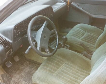 Серый Лянча Тема, объемом двигателя 0 л и пробегом 300 тыс. км за 1000 $, фото 2 на Automoto.ua