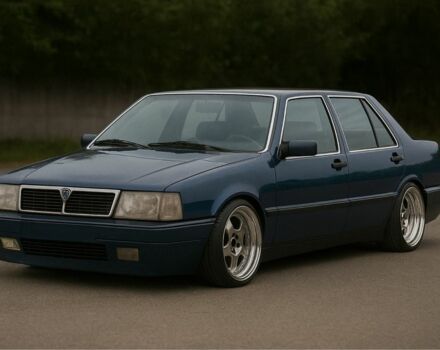 Серый Лянча Тема, объемом двигателя 2 л и пробегом 250 тыс. км за 1500 $, фото 1 на Automoto.ua