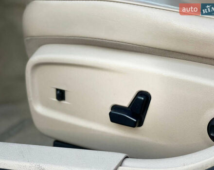 Синий Лянча Тема, объемом двигателя 3 л и пробегом 159 тыс. км за 6800 $, фото 18 на Automoto.ua