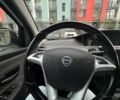 Білий Лянча Іпсілон, об'ємом двигуна 0.88 л та пробігом 130 тис. км за 6300 $, фото 5 на Automoto.ua