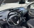 Белый Лянча Ипсилон, объемом двигателя 1.25 л и пробегом 180 тыс. км за 5012 $, фото 4 на Automoto.ua