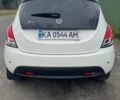 Белый Лянча Ипсилон, объемом двигателя 0.88 л и пробегом 130 тыс. км за 5800 $, фото 1 на Automoto.ua